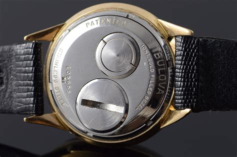 men's 35mm wrist watches.